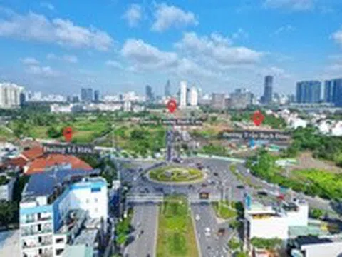 Tấp nập thi công 4 tuyến đường huyết mạch tại Thủ Thiêm