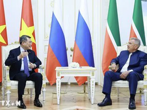 Thủ tướng Lê Minh Hưng: Quan tâm hợp tác với các doanh nghiệp công nghiệp mũi nhọn Tatarstan