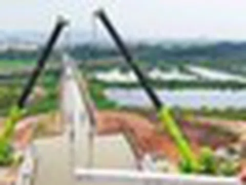 Phát hiện đoàn xe Trung Quốc chở hơn 1.000 tấn thiết bị, di chuyển 100 km giữa đêm, thực hiện nhiệm vụ thần tốc chỉ trong 24 giờ