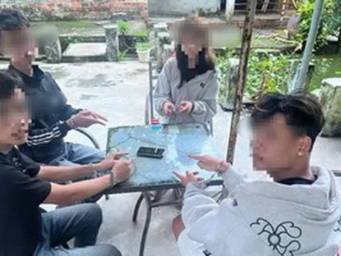 Giả mua iPhone 12 Pro Max rồi cướp giật, nhóm người bị bắt sau hơn 1 giờ