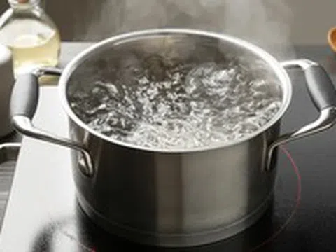 Cách vệ sinh đồ nhà bếp bằng nước nóng