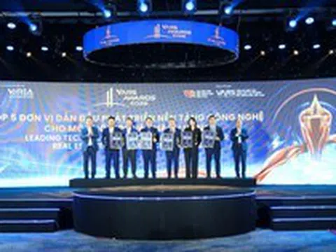 Tiên phong chuyển đổi số, ELINK đạt Top 5 nền tảng công nghệ BĐS tại VARS Award