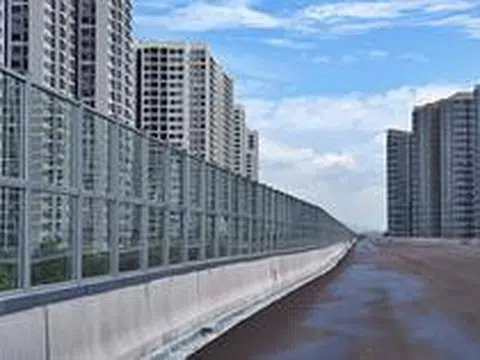 Cận cảnh gần 7 km gắn 'tường' chống ồn trên Vành đai 3 qua khu đô thị TP.HCM