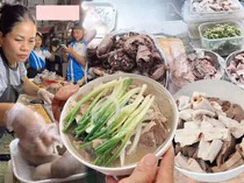 Hàng triệu người nghiện xem cô Thanh bán lòng ở Bắc Ninh: Ai mua 10.000 đồng cũng bán, thái không kịp phải xin khách tự làm