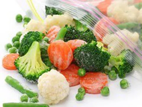 Đừng vội chê rau củ đông lạnh: 5 loại thực phẩm này có thể giữ dinh dưỡng tốt hơn bạn nghĩ