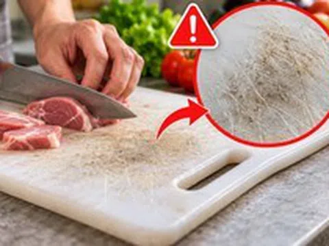 Lời khuyên đến tất cả các gia đình đang dùng thớt nhựa
