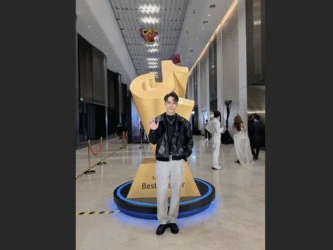 HỒ NGUYỄN SONG TOÀN XUẤT HIỆN ẤN TƯỢNG TẠI ĐÊM VINH DANH TIKTOK LIVE FEST 2024